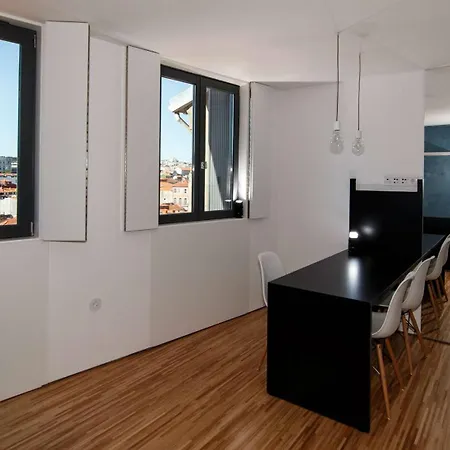 Cathedral Design Apartment *